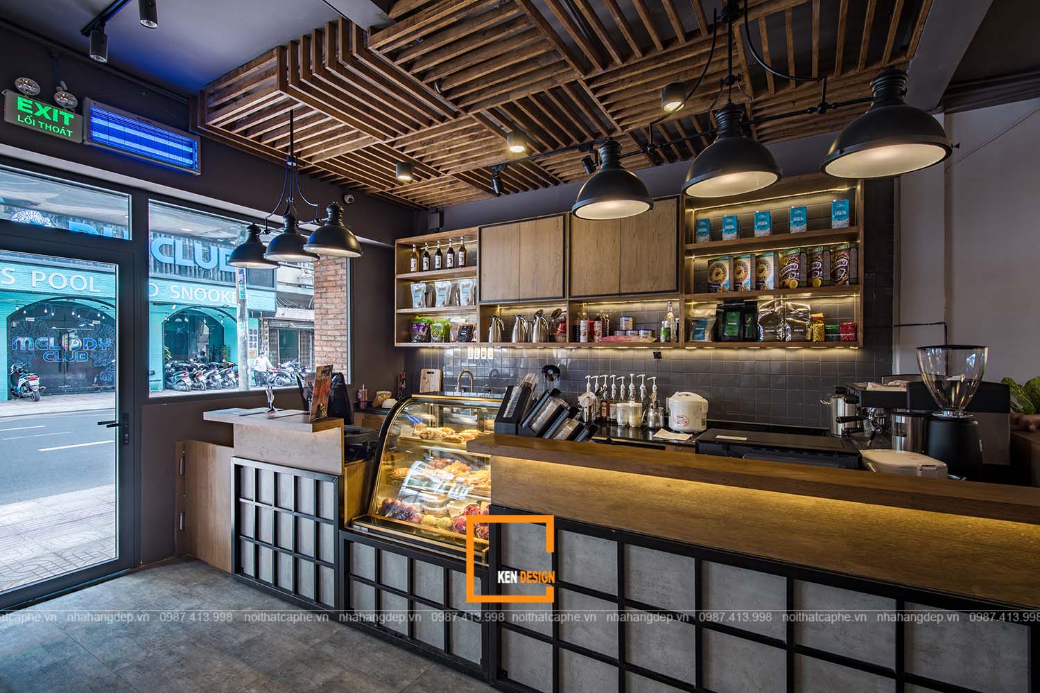 Caafe coffee shop construction