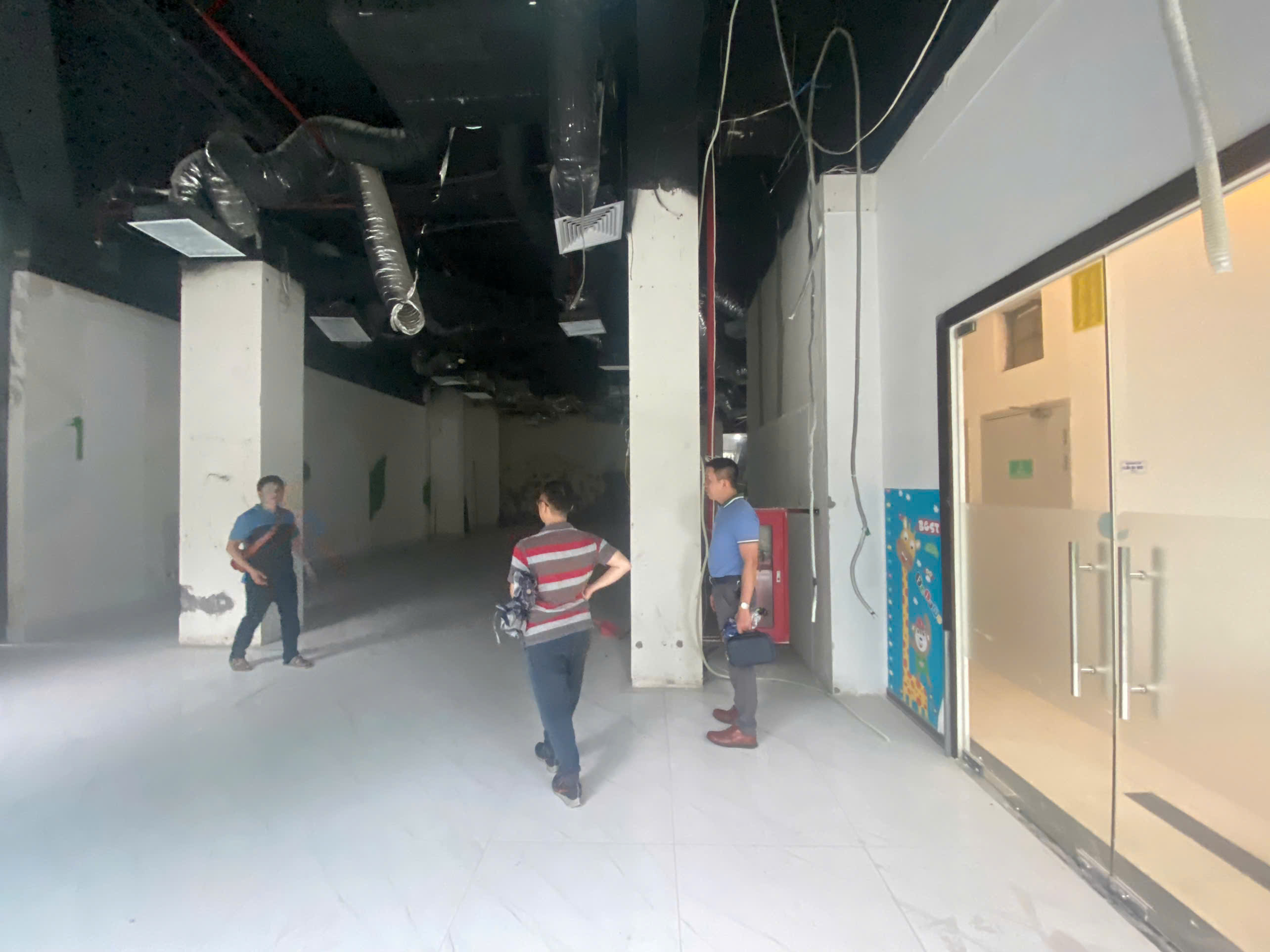 Construction of the FLOW HAUS Coworking Café