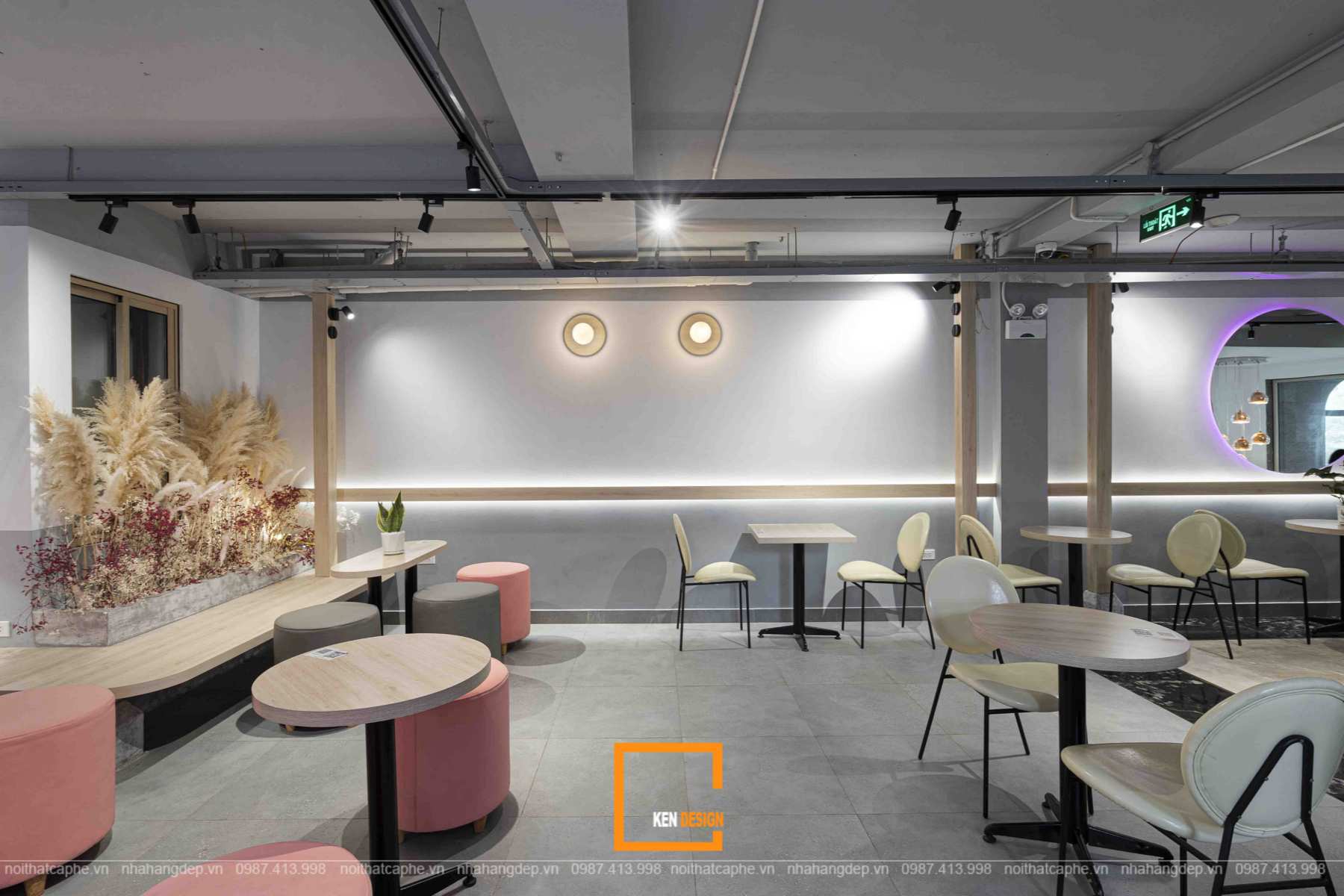 Le Petit Moment Cafe Shop Construction
