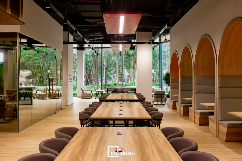 Construction of the FLOW HAUS Coworking Café