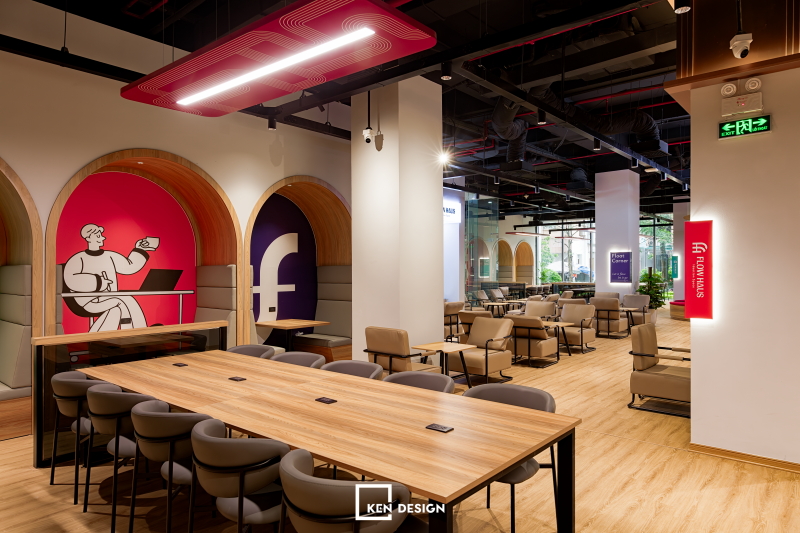 Construction of the FLOW HAUS Coworking Café