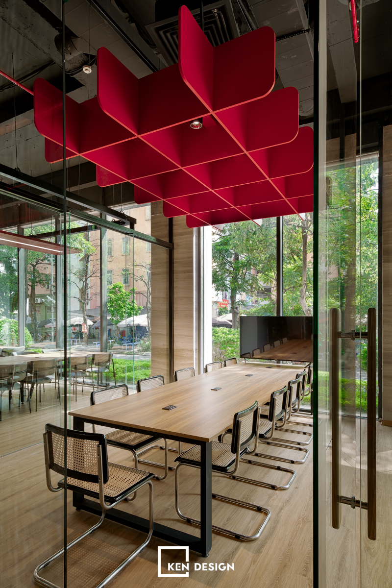 Construction of the FLOW HAUS Coworking Café