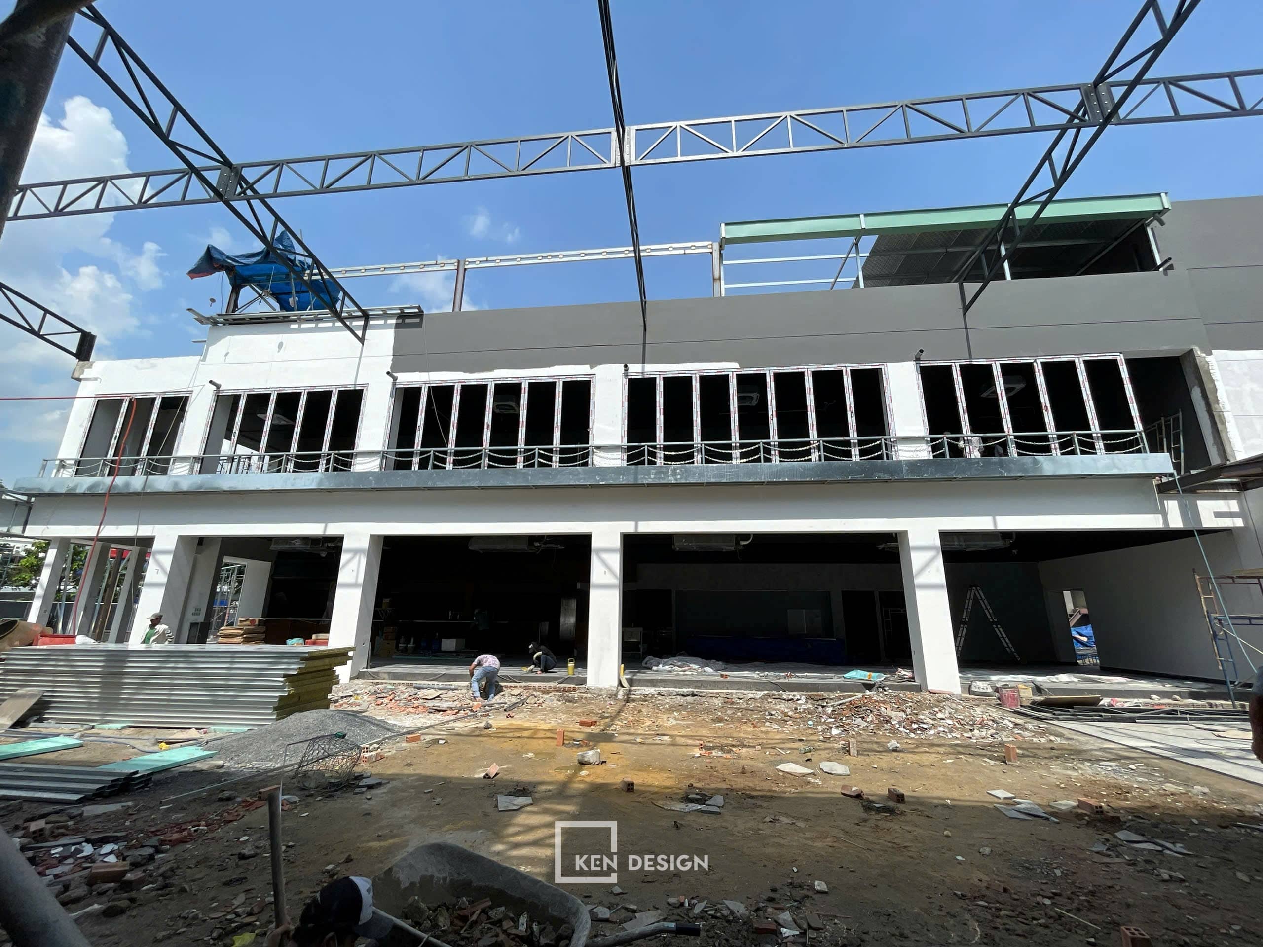 Construction of The Gangs Airport Restaurant in Go Vap