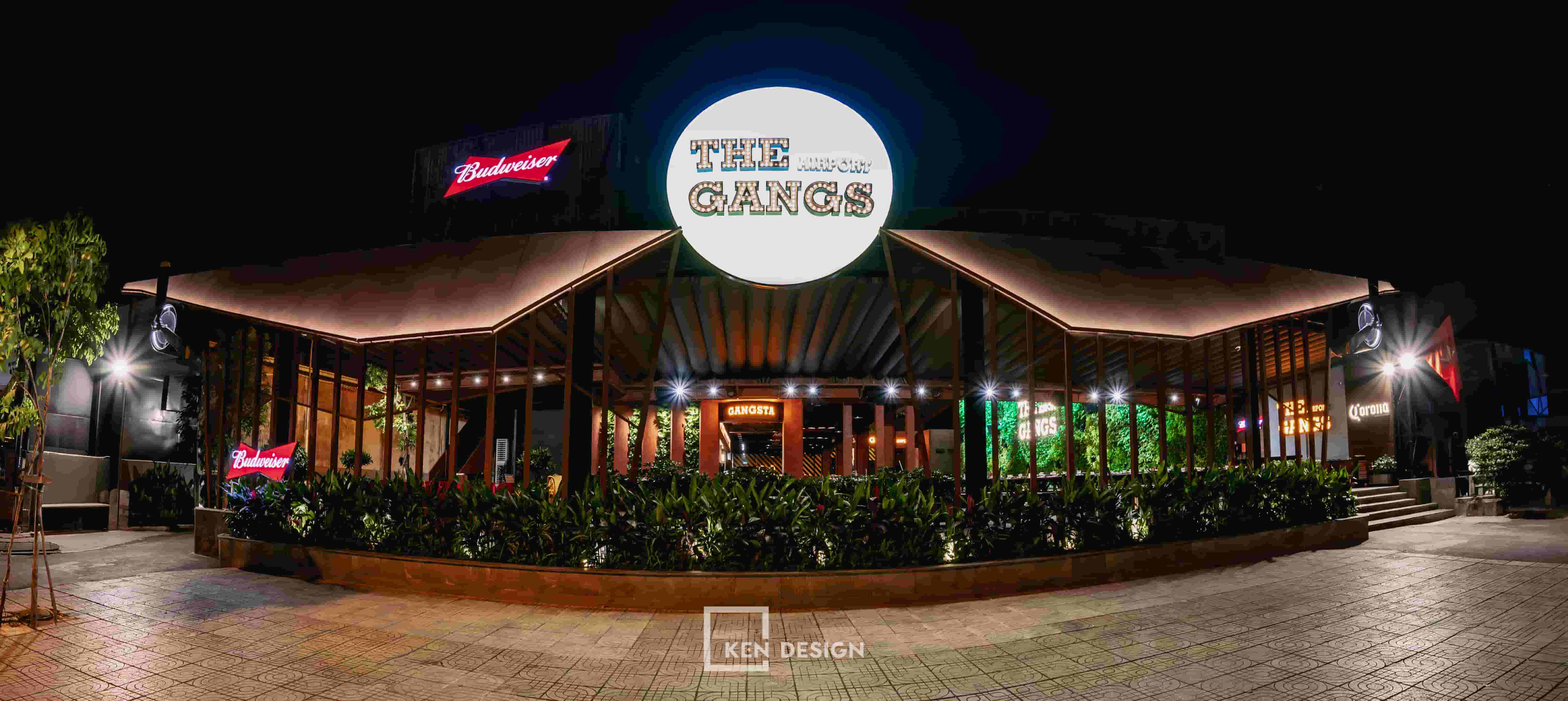 Construction of The Gangs Airport Restaurant in Go Vap