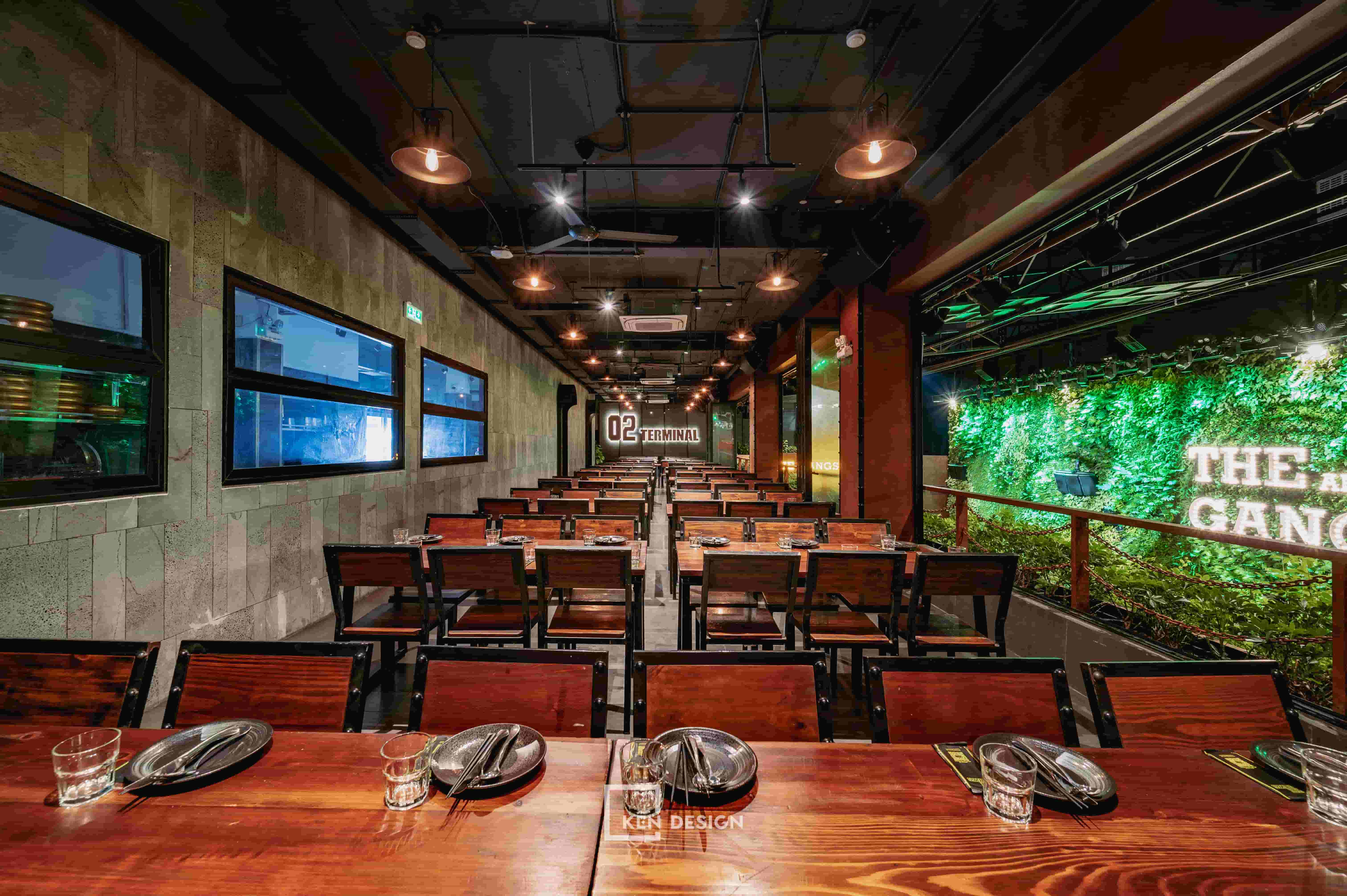 Construction of The Gangs Airport Restaurant in Go Vap